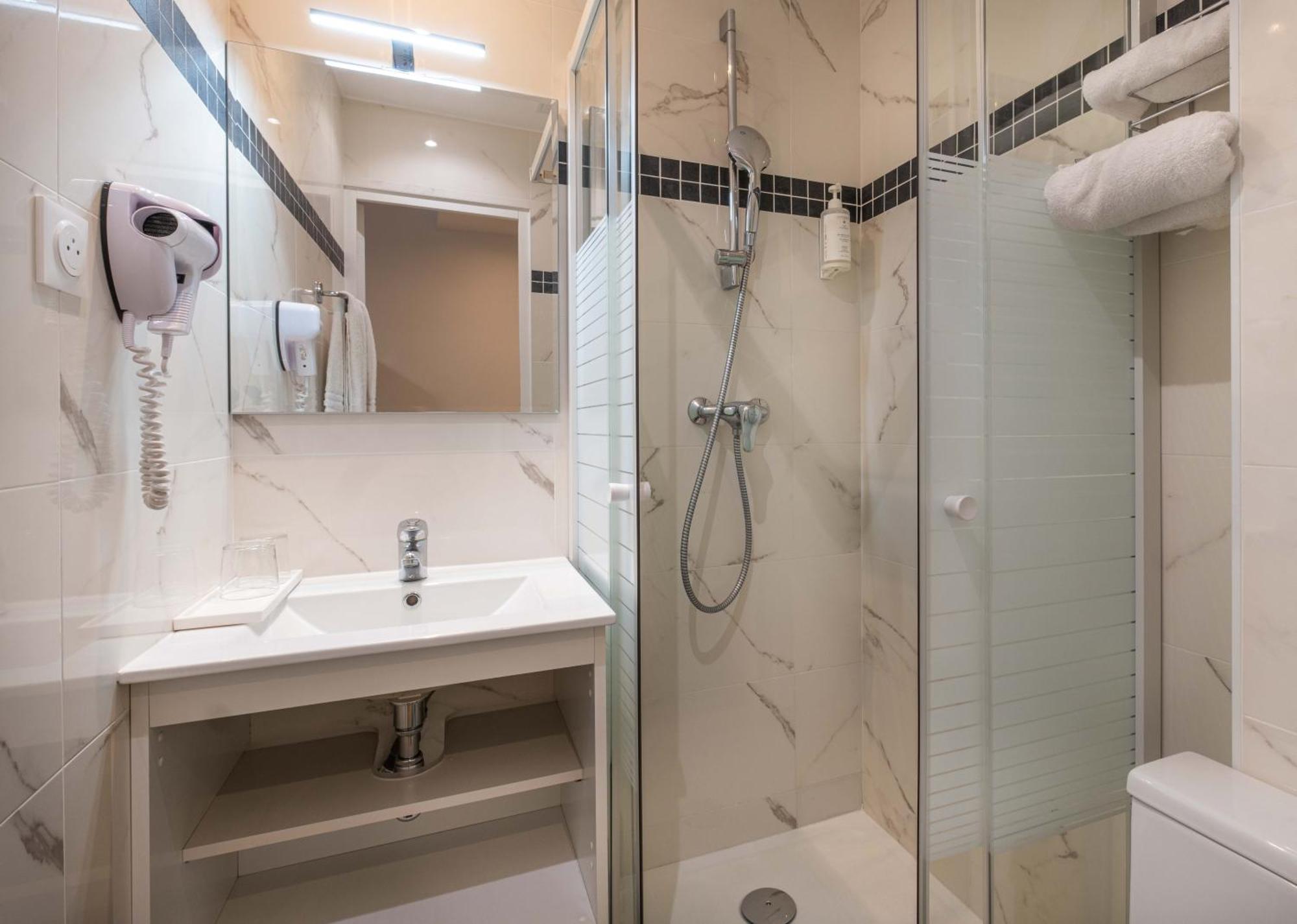 Hotel Daval Париж Экстерьер фото